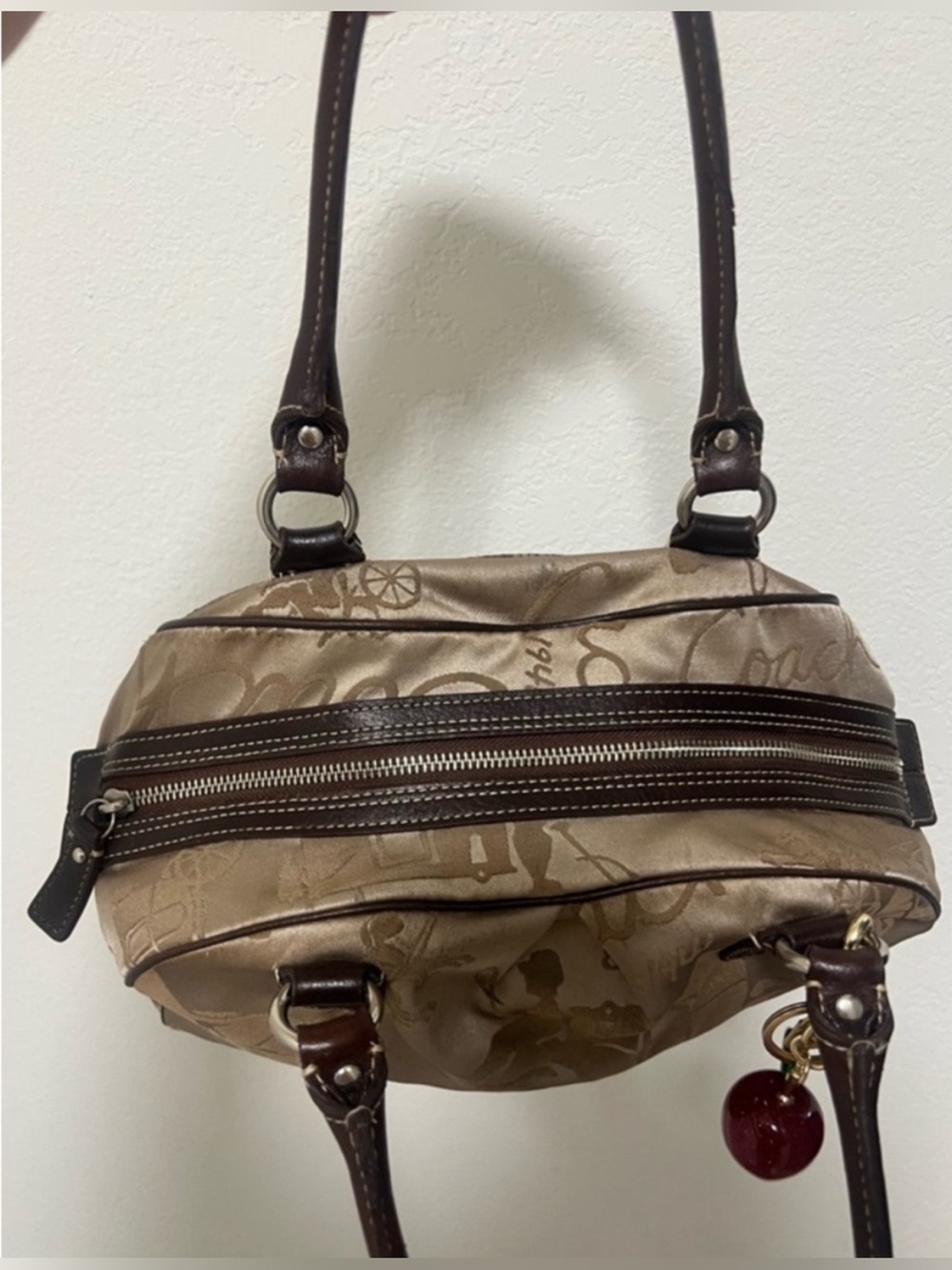 ❤️COACH  Horse and Carriage satchel in pristine condition.❤️ - Picture 11 of 15